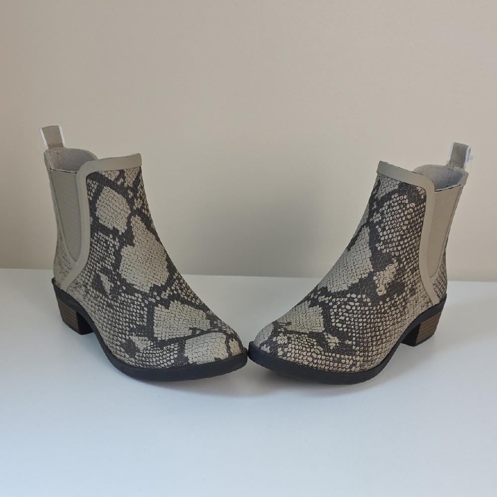 Lucky Brand Tan and Brown Snakeprint Ankle Boots.  Size 8. NWT - Picture 7 of 13